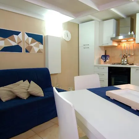 Virna House A Appartement